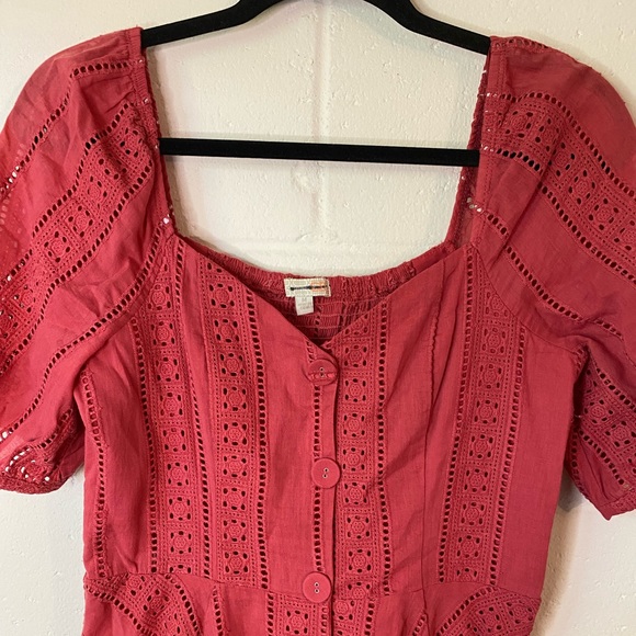 Gianni Bini Blush Eyelet Lace Pattern Puff Sleeves Fit and Flare Dress - Picture 2 of 11